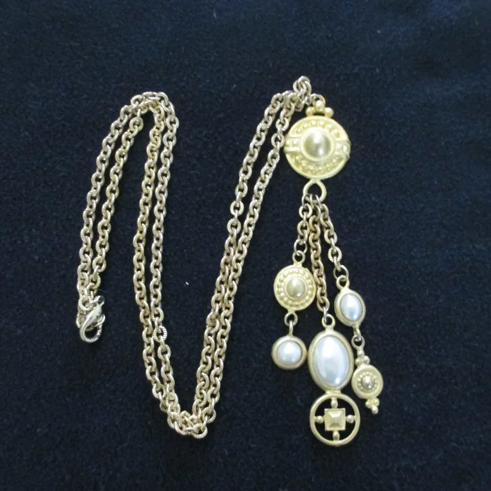 VINTAGE MATTE GOLDTONE NECKLACE - Picture 2 of 4